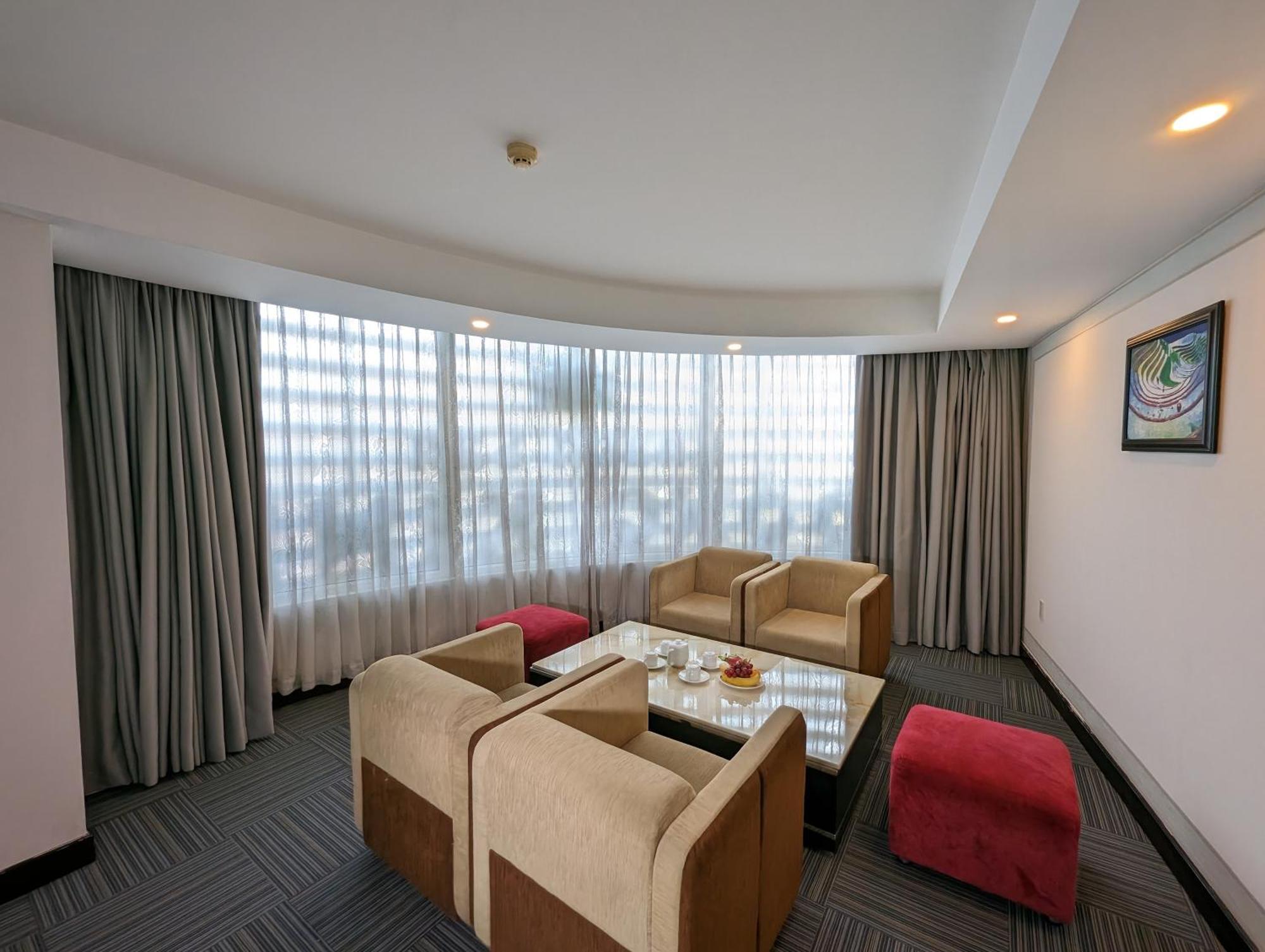 Dong Kinh Hotel 胡志明市 外观 照片